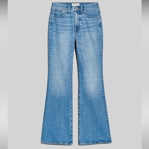 NWT Madewell Perfect Vintage Flare Jean 24